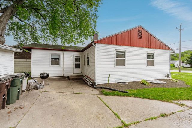 4405 S Pennsylvania AVENUE, Saint Francis, WI 53235