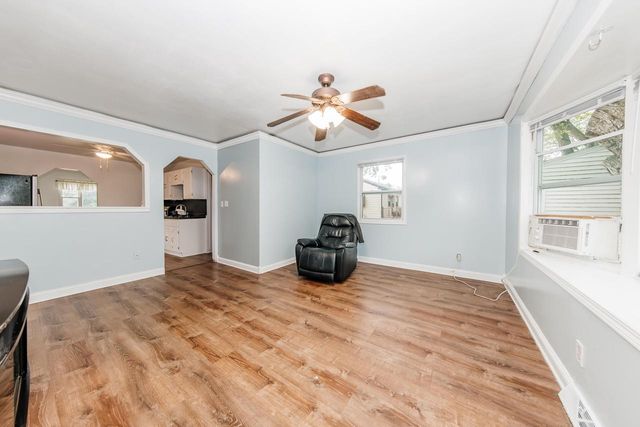 4405 S Pennsylvania AVENUE, Saint Francis, WI 53235