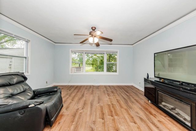 4405 S Pennsylvania AVENUE, Saint Francis, WI 53235