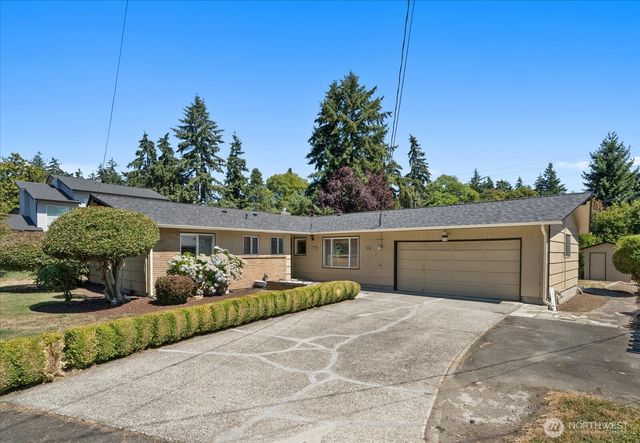 1016 S 203rd Street, Des Moines, WA 98198