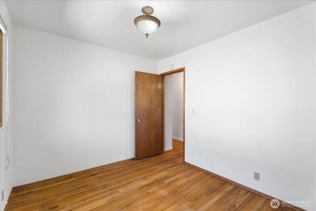1016 S 203rd Street, Des Moines, WA 98198