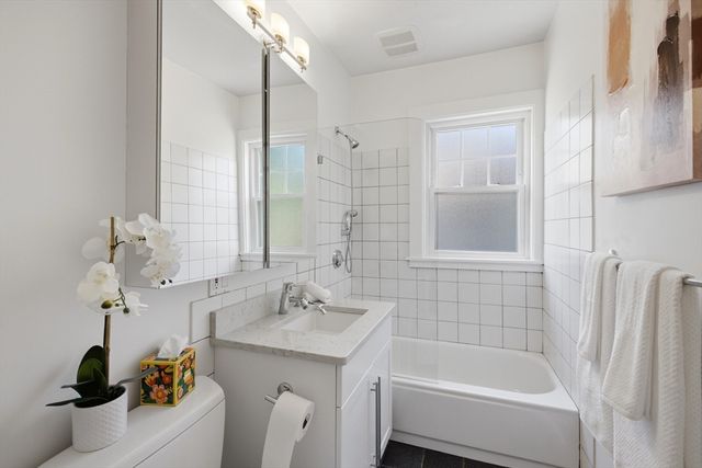 3-5 Newsome Park 2, Boston, MA 02130
