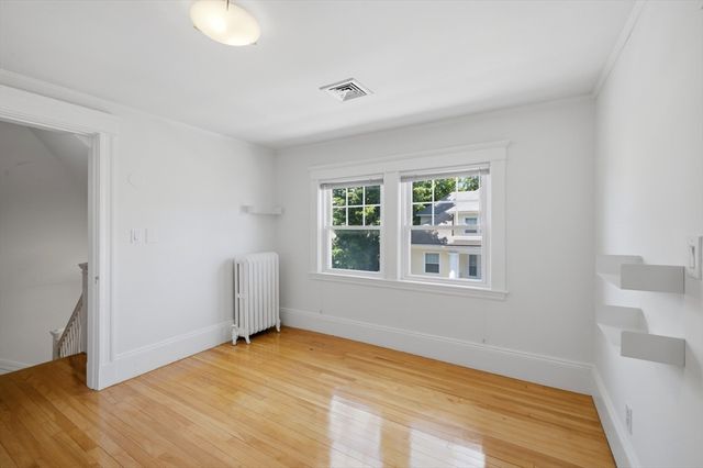 3-5 Newsome Park 2, Boston, MA 02130