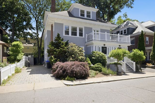3-5 Newsome Park 2, Boston, MA 02130