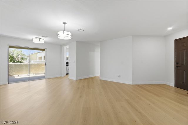 1501 Linnbaker Lane 202, Las Vegas, NV 89110