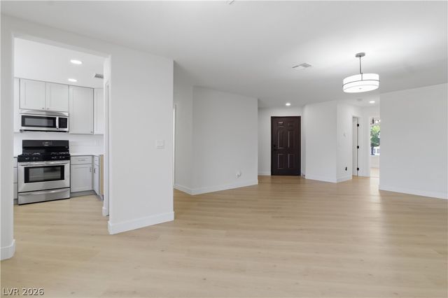 1501 Linnbaker Lane 202, Las Vegas, NV 89110