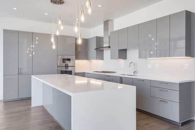 4521 San Felipe Street 1704, Houston, TX 77027