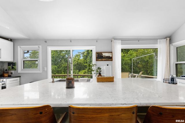 108 CUMMINGS Court, Creve Coeur, IL 61610