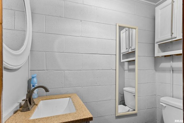 108 CUMMINGS Court, Creve Coeur, IL 61610