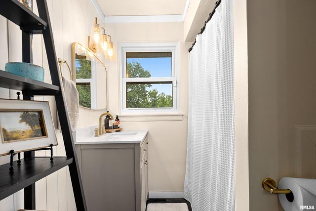 108 CUMMINGS Court, Creve Coeur, IL 61610