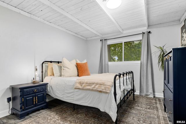 108 CUMMINGS Court, Creve Coeur, IL 61610