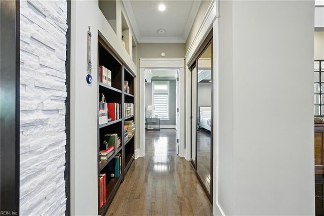 1244 Knights Bridge LN, Virginia Beach, VA 23455