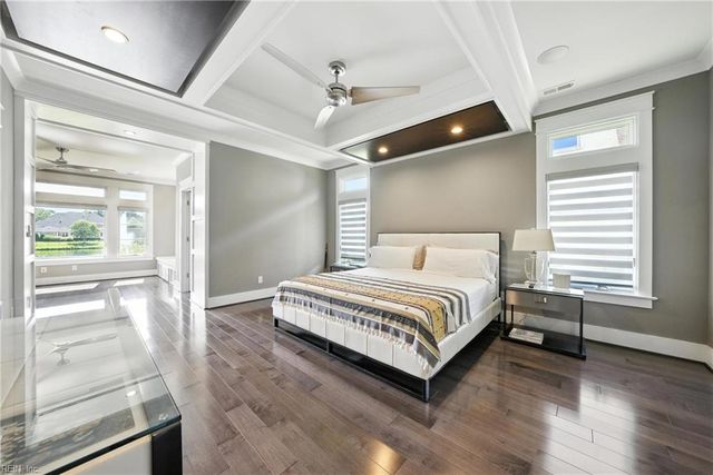 1244 Knights Bridge LN, Virginia Beach, VA 23455