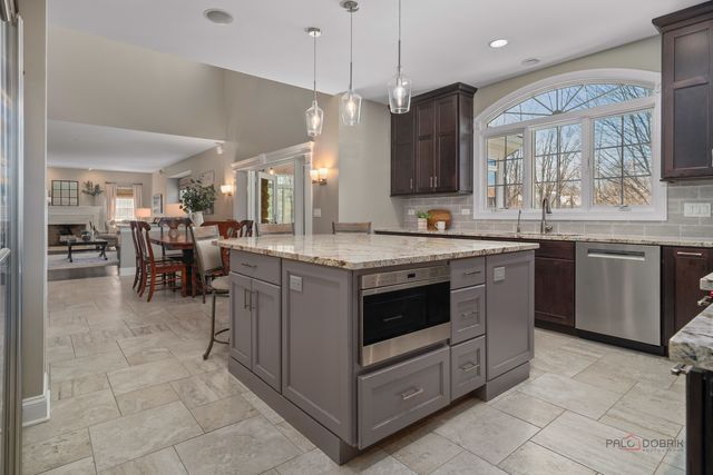 4811 Preserve Parkway, Long Grove, IL 60047