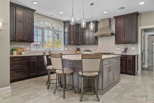 4811 Preserve Parkway, Long Grove, IL 60047