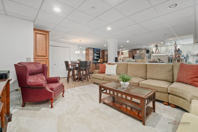 4811 Preserve Parkway, Long Grove, IL 60047