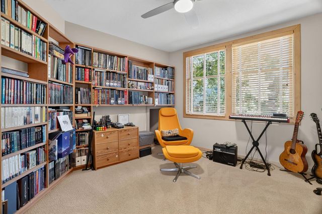 3940 Bannister Rd, Fair Oaks, CA 95628
