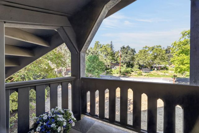 3940 Bannister Rd, Fair Oaks, CA 95628