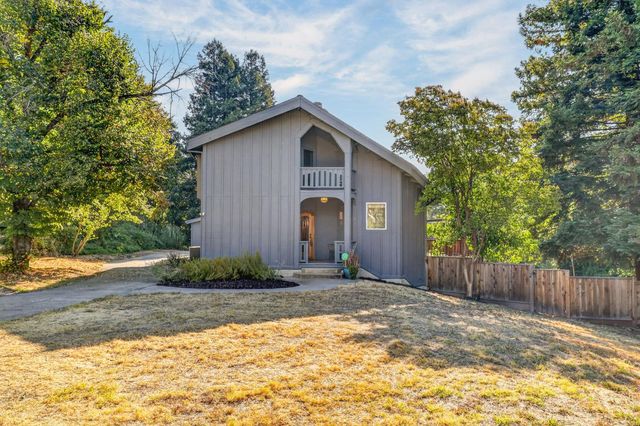 3940 Bannister Rd, Fair Oaks, CA 95628
