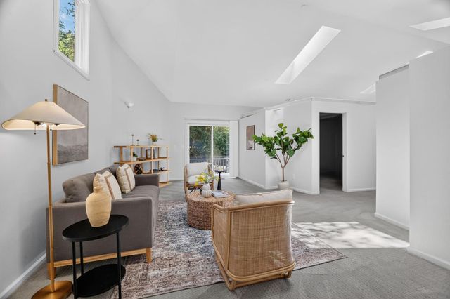 3940 Bannister Rd, Fair Oaks, CA 95628