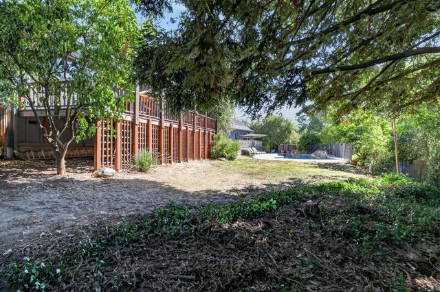 3940 Bannister Rd, Fair Oaks, CA 95628
