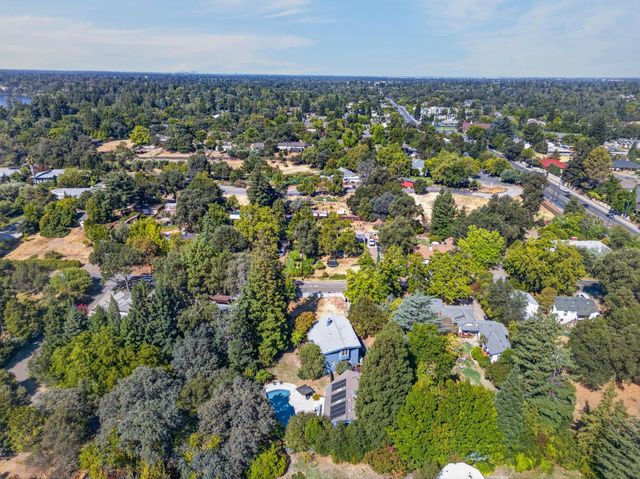 3940 Bannister Rd, Fair Oaks, CA 95628
