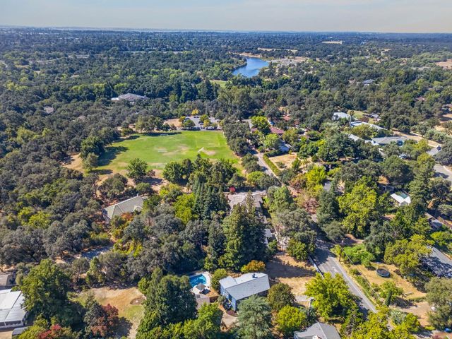 3940 Bannister Rd, Fair Oaks, CA 95628