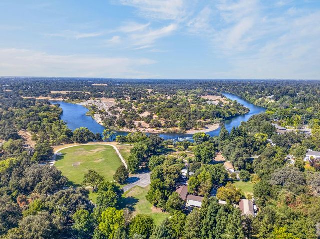 3940 Bannister Rd, Fair Oaks, CA 95628