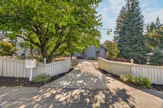 3940 Bannister Rd, Fair Oaks, CA 95628