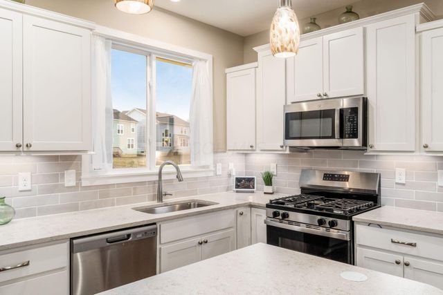 8454 Bova Court, Pickerington, OH 43147