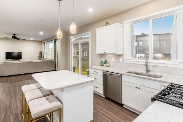 8454 Bova Court, Pickerington, OH 43147