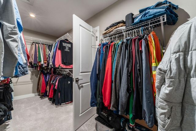 8454 Bova Court, Pickerington, OH 43147