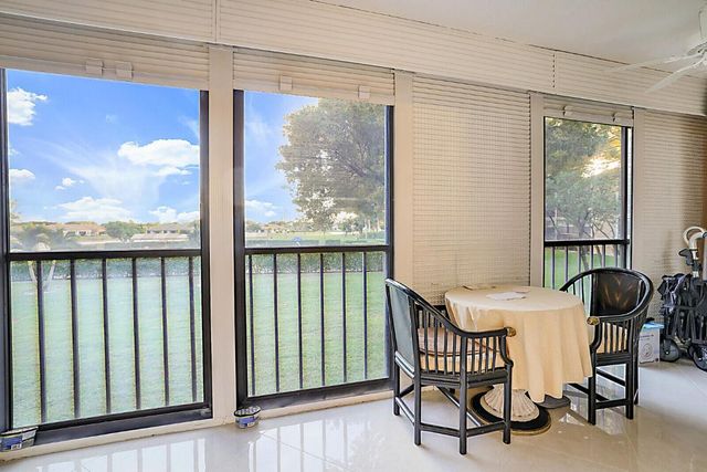 7286 Huntington Lane 204, Delray Beach, FL 33446