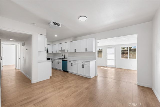 836 E Pillsbury, Lancaster, CA 93535