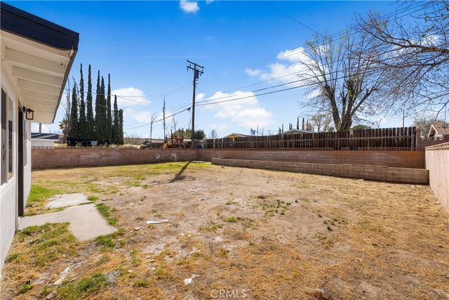 836 E Pillsbury, Lancaster, CA 93535