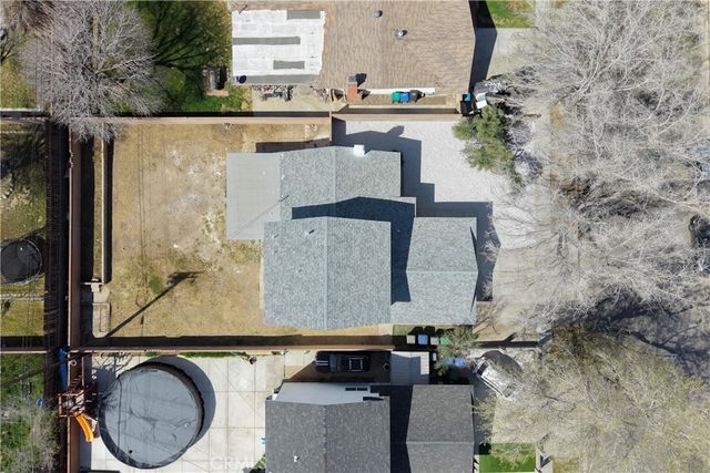 836 E Pillsbury, Lancaster, CA 93535