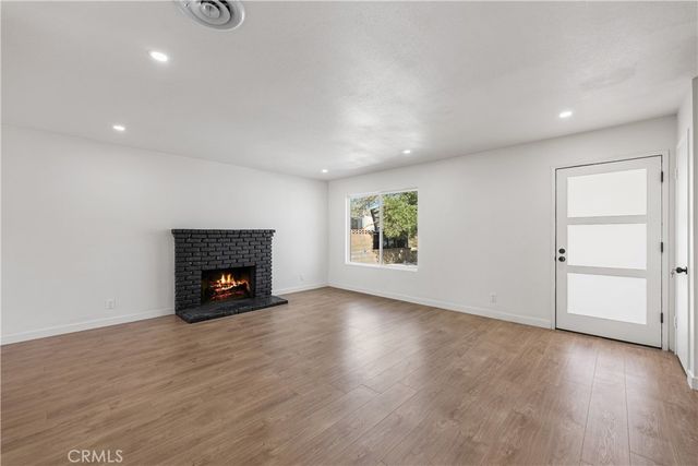 836 E Pillsbury, Lancaster, CA 93535