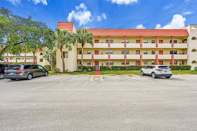 2931 Sunrise Lakes Dr 301, Sunrise, FL 33322
