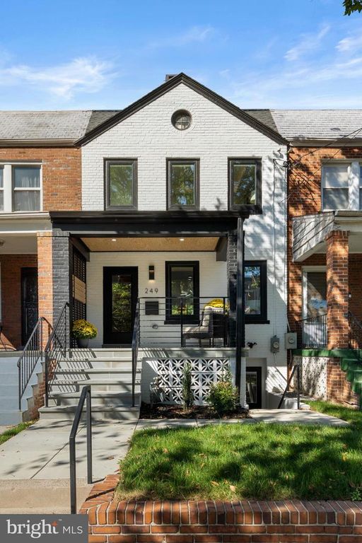 249 GALLATIN ST NW, Washington, DC 20011