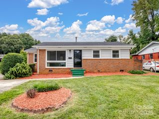 325 Prince Charles Street, Charlotte, NC 28213