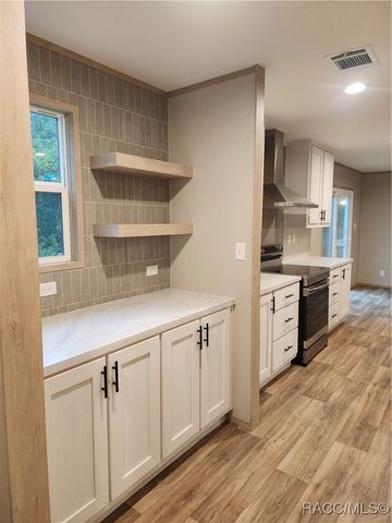 7513 W Dunklin Street, Dunnellon, FL 34433