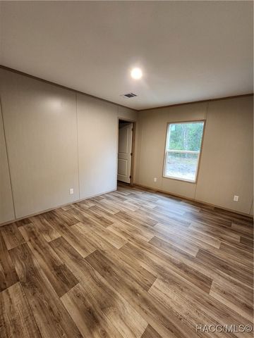 7513 W Dunklin Street, Dunnellon, FL 34433