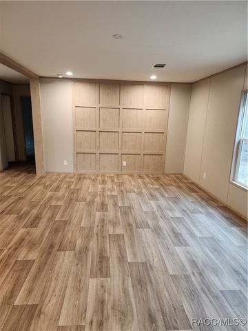 7513 W Dunklin Street, Dunnellon, FL 34433