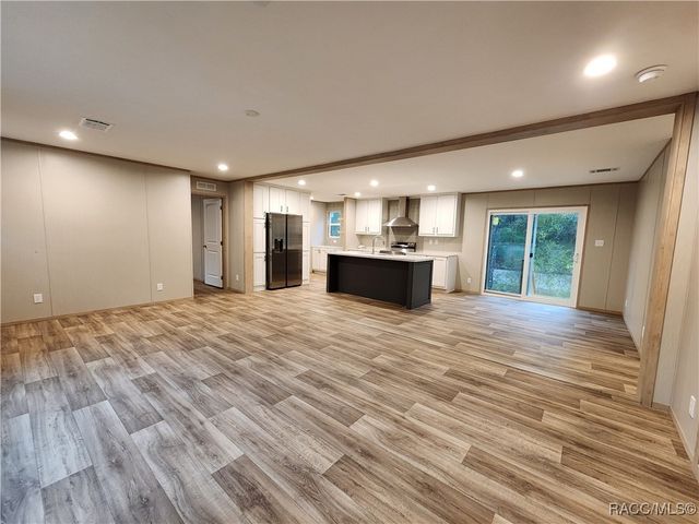 7513 W Dunklin Street, Dunnellon, FL 34433