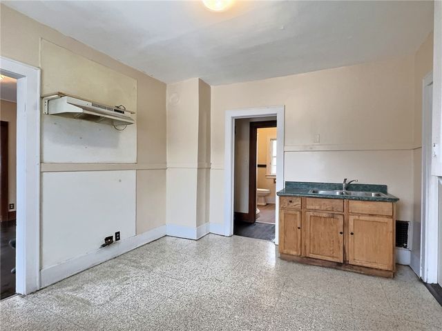 190 Weaver Street, Rochester, NY 14621