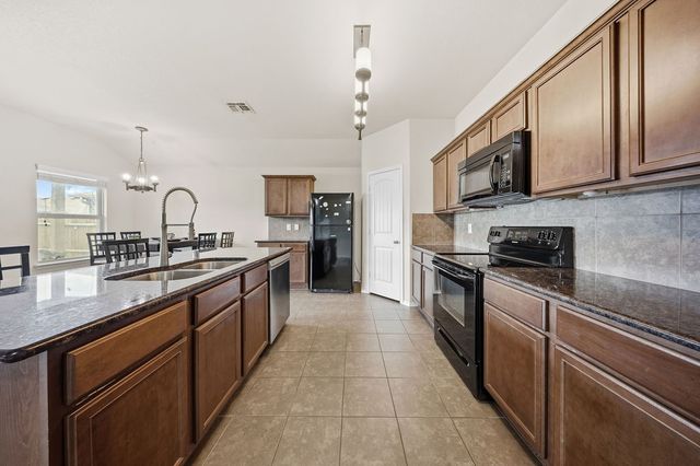 1050 Churchill Drive, Princeton, TX 75407