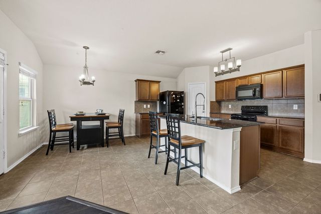 1050 Churchill Drive, Princeton, TX 75407