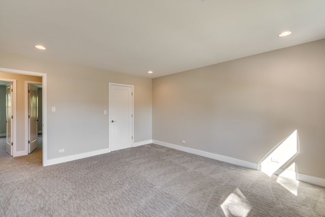 3119 Lake Avenue E, Wilmette, IL 60091