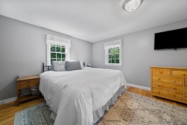 6 Stonewall Ter, Kingston, MA 02364