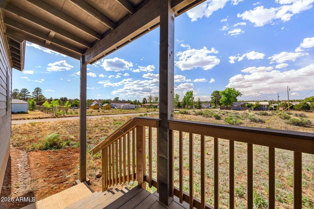 Image 20 of property listing at 2202 PAGE Drive, Overgaard, AZ 85933